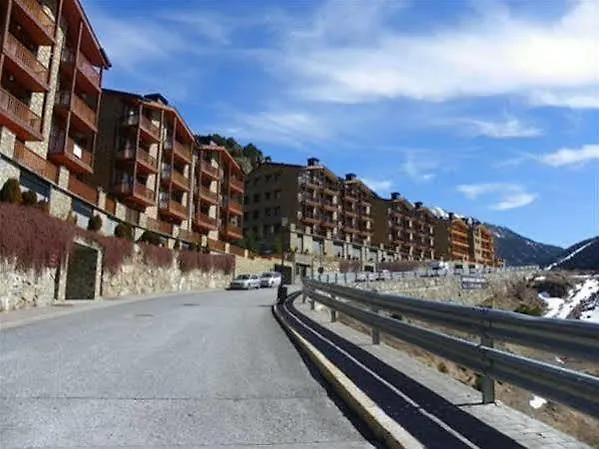 Apartaments Les Terrasses Del Tarter 0*,