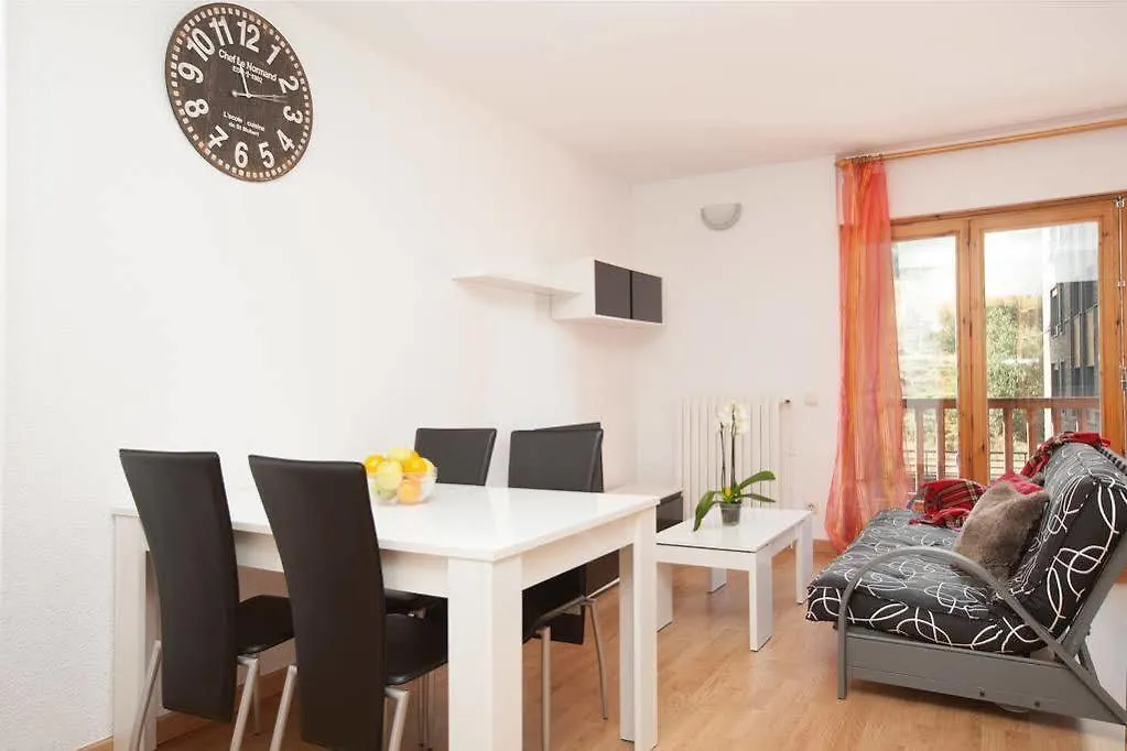 Apartaments Les Terrasses Del Tarter
